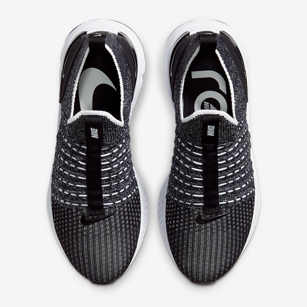 NIB Nike React Phantom Run Flyknit 2 Women's Road Running Shoes Size 11.5